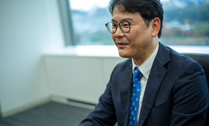 向　洋平